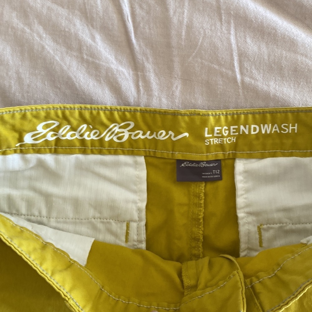 Eddie Bauer Legend Wash Slightly Curvy Shorts - Mustard Yellow - Size 12 - Picture 3 of 6